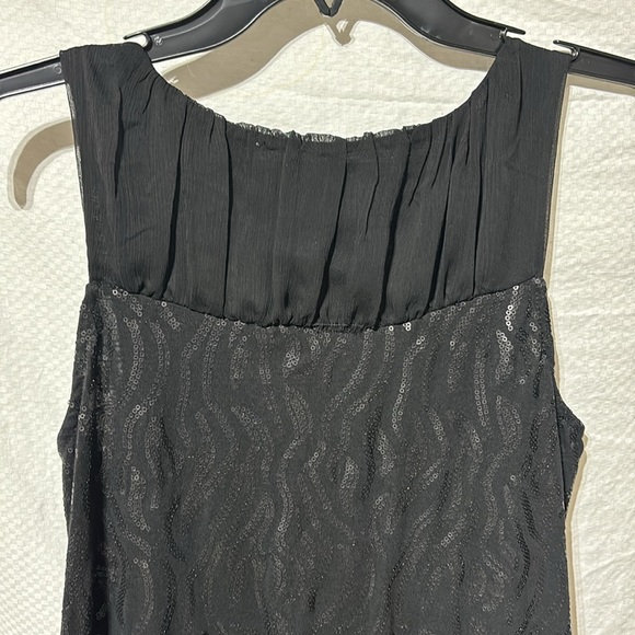 Cynthia Rowley L black on black matte sequined long top euc dressy slimming - Picture 8 of 9